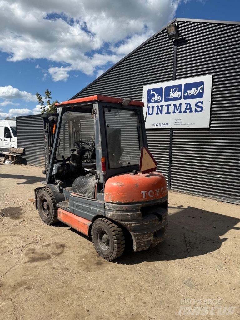 Toyota FD 25 Carrelli elevatori diesel
