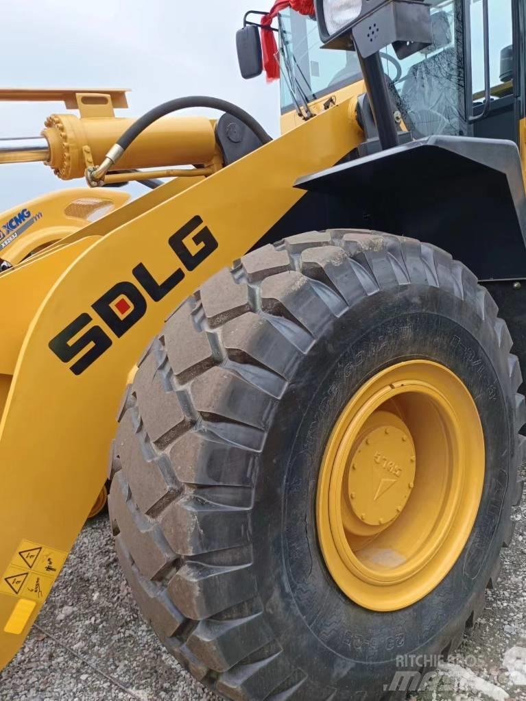 SDLG LG956 Pale gommate
