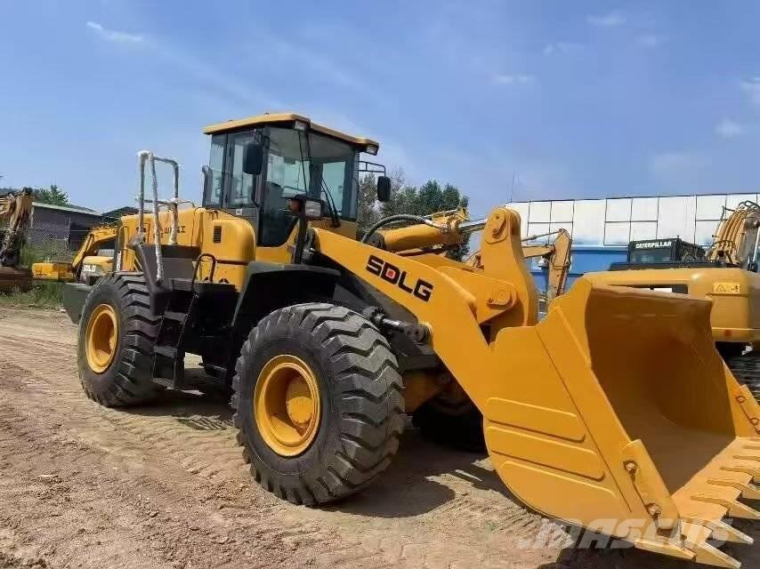 SDLG LG 956 L Pale gommate