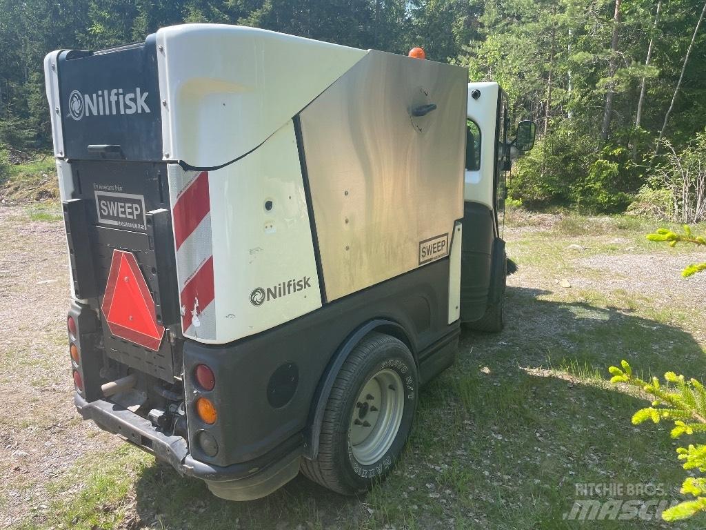 Nilfisk CR 3500 Spazzatrici