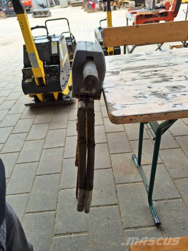 Atlas Copco LH 180 Martelli - frantumatori