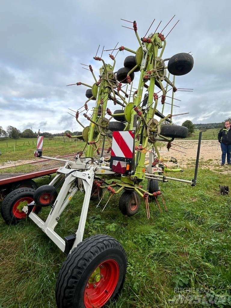 CLAAS VOLTO 1100T Ranghinatori