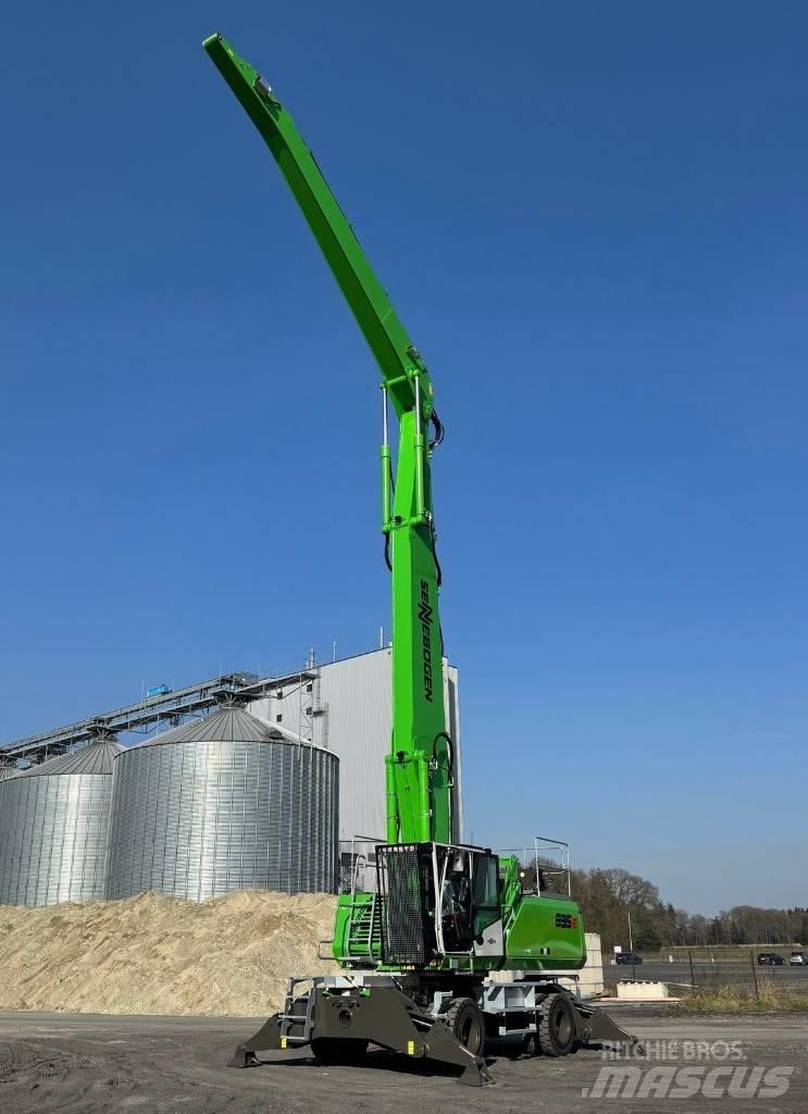 Sennebogen 835 M E Movimentazione rifiuti
