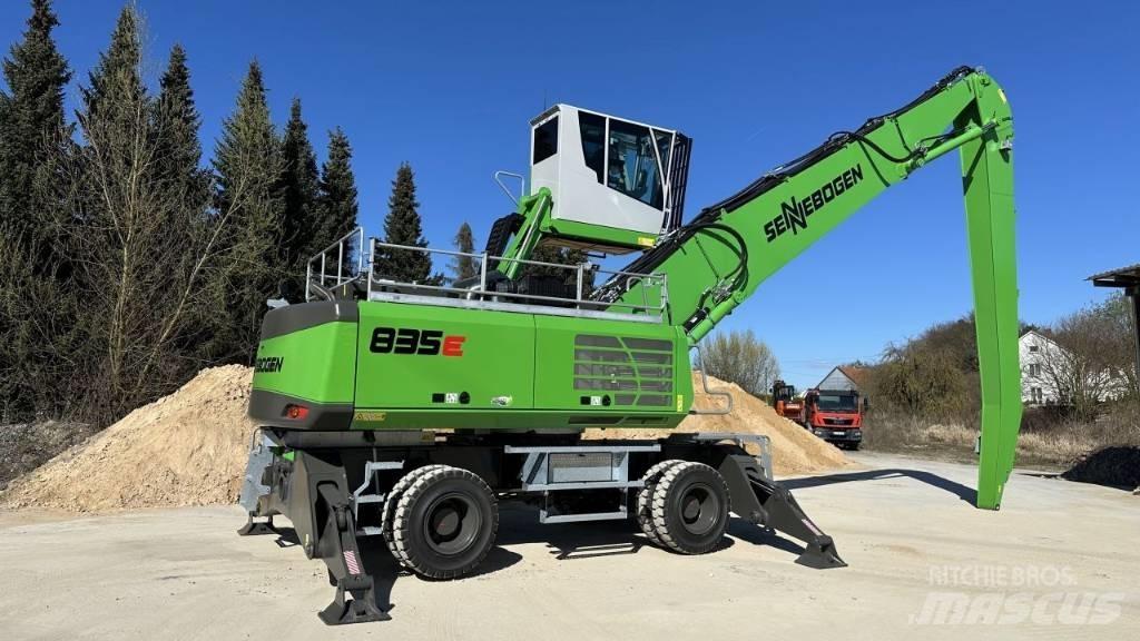 Sennebogen 835 M E Movimentazione rifiuti