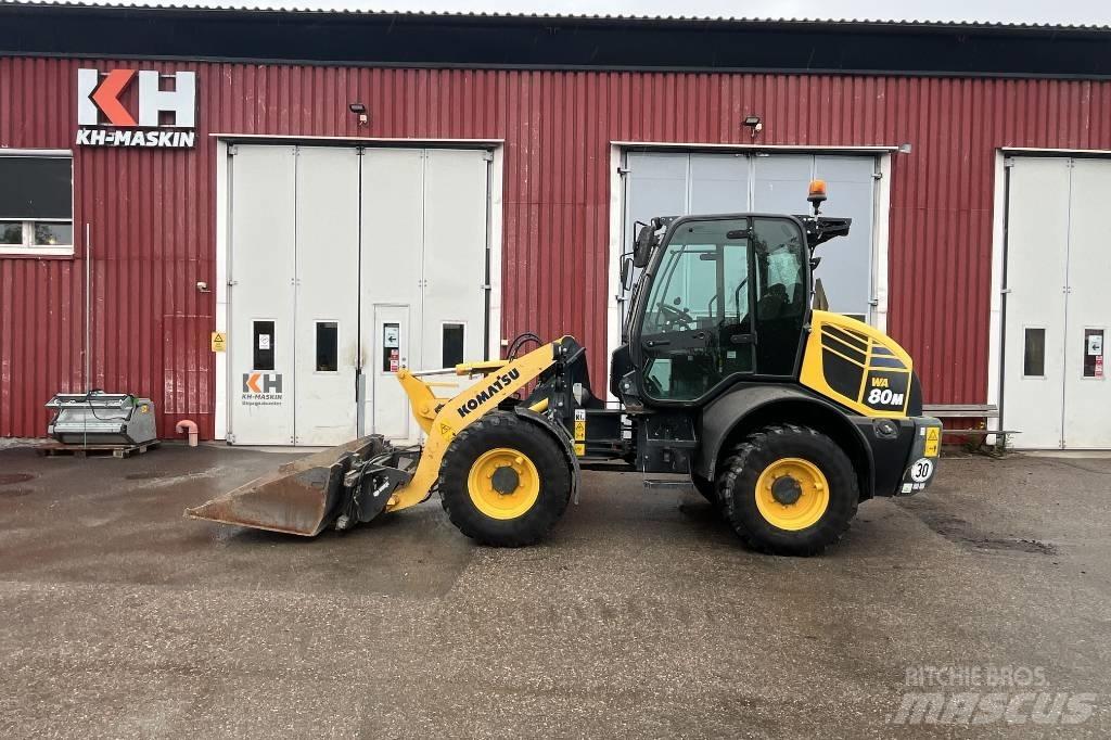 Komatsu WA 80 M Pale gommate