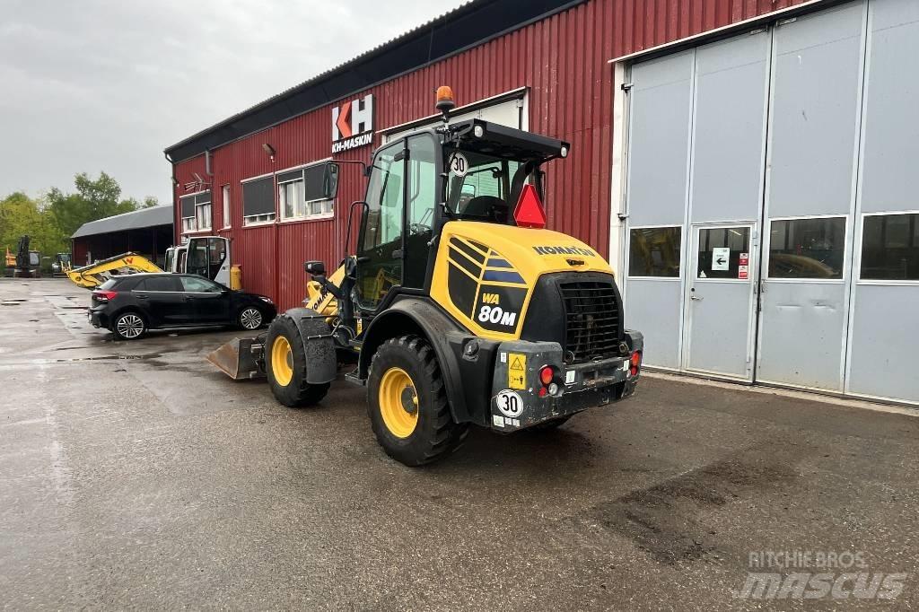 Komatsu WA 80 M Pale gommate