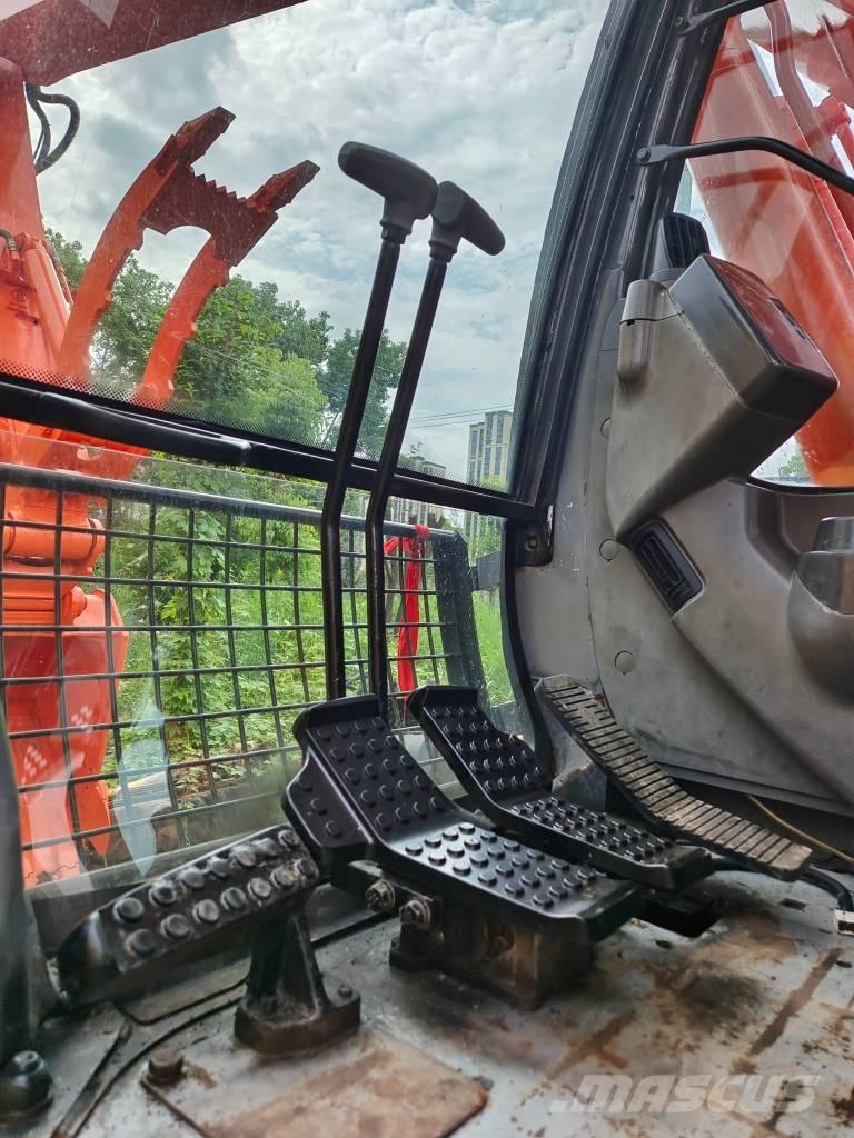 Hitachi EX 200-1 Escavatori cingolati