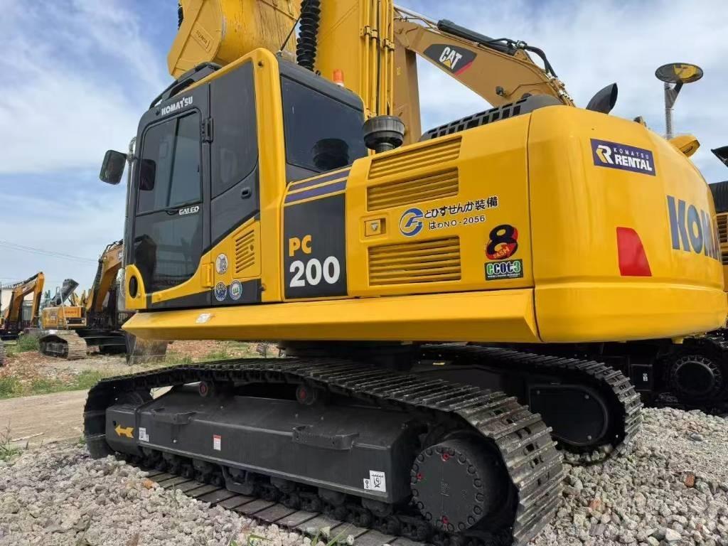 Komatsu 200-8 Escavatori cingolati