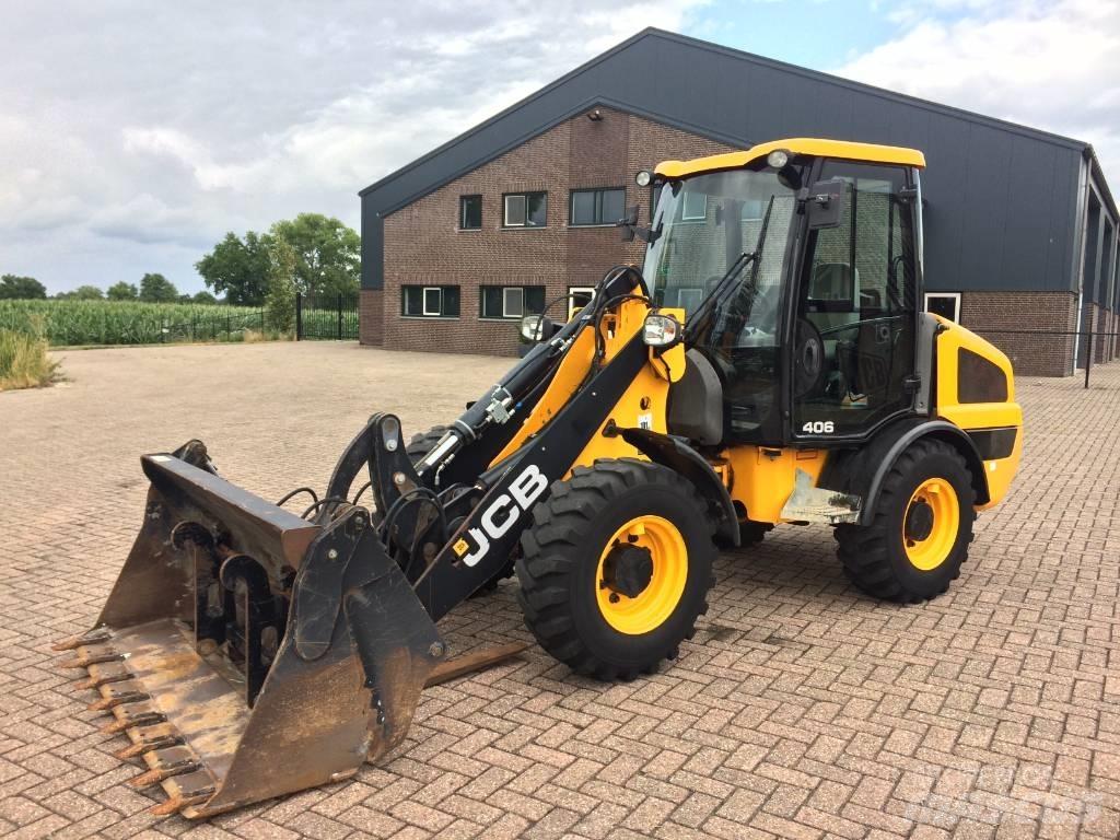 JCB 406 Pale gommate