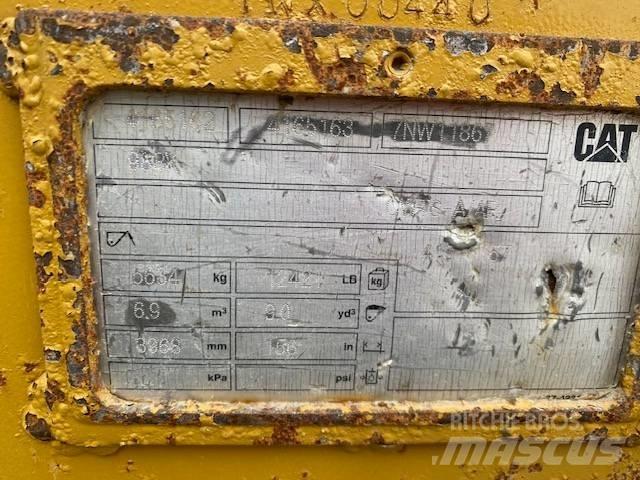 CAT 988 K Pale gommate