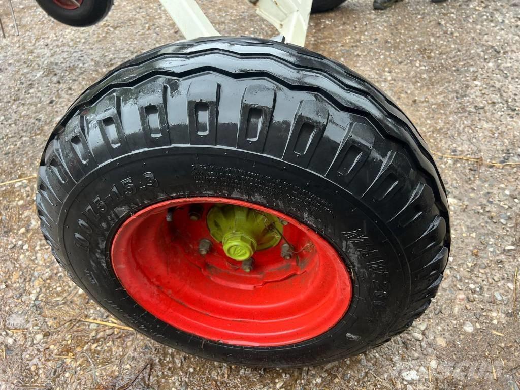 CLAAS Volto 1100 T Ranghinatori