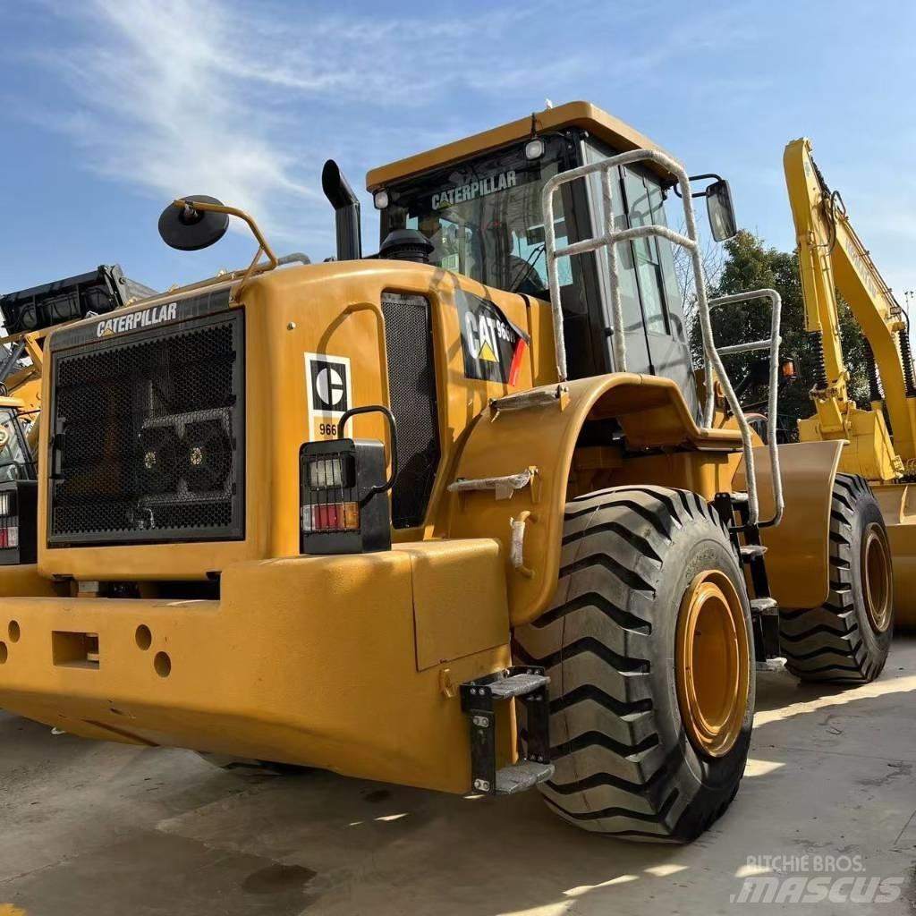 CAT 966 H Pale gommate