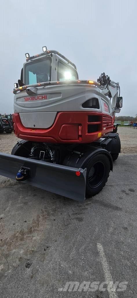 Takeuchi TB 395 W Escavatori gommati
