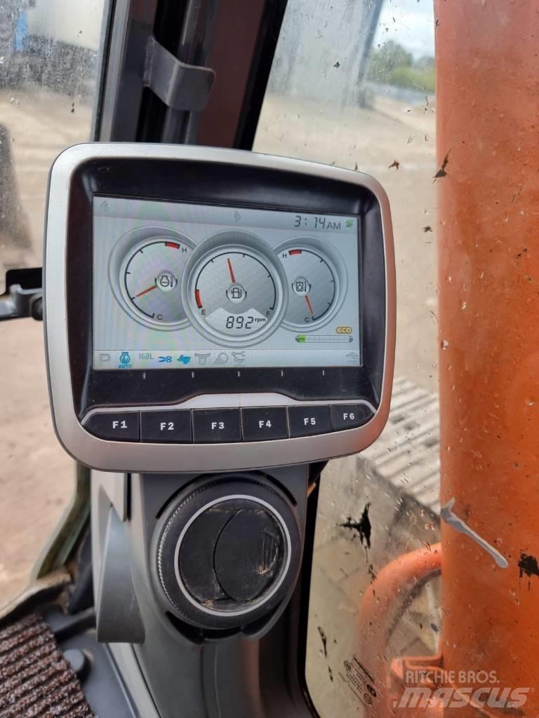 Doosan DX 225 LC-3 Escavatori cingolati
