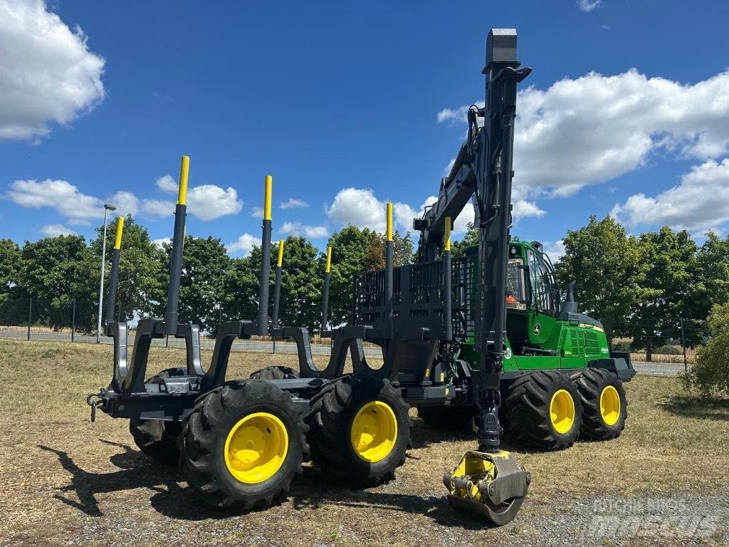 John Deere 1210G Forwarder