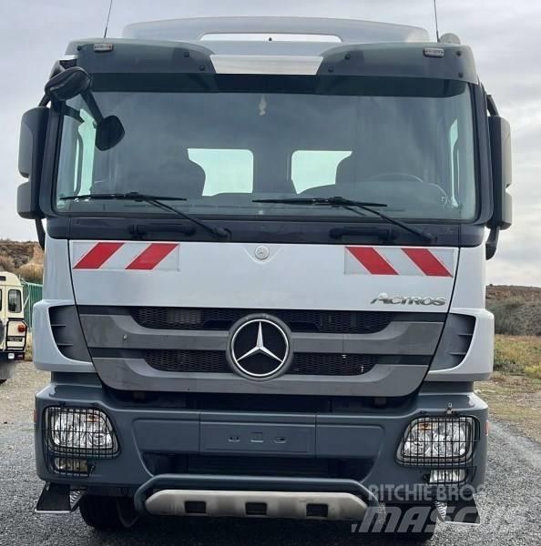 Mercedes-Benz 2641 Camion portacontainer