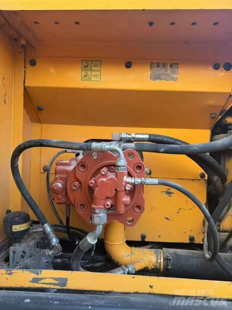 Hyundai Robex 215-7 Escavatori cingolati