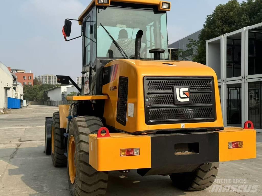 LiuGong CLG 835 Pale gommate