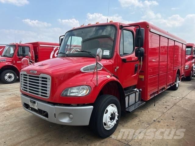 Freightliner M2 106 Camion per la consegna bevande