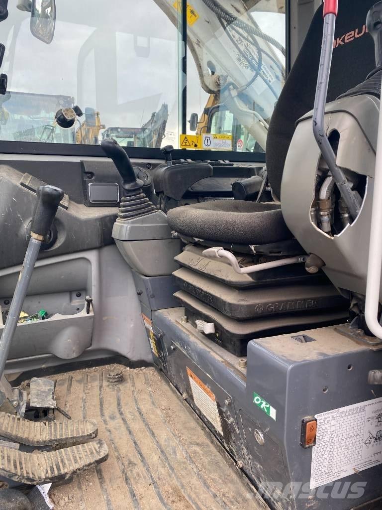 Takeuchi TB 240 Miniescavatori