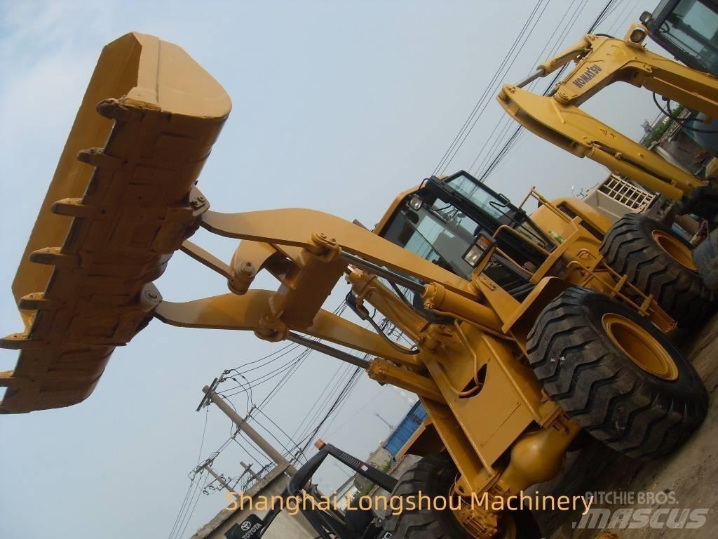 CAT 966 G Pale gommate
