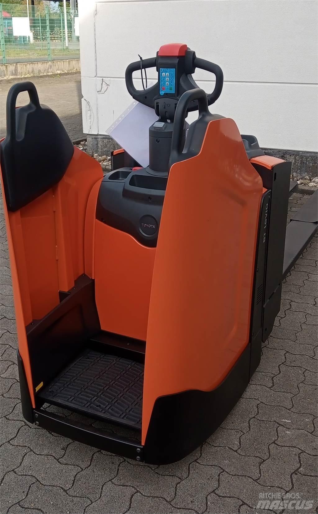 Toyota LPE 250 Transpallet manuale