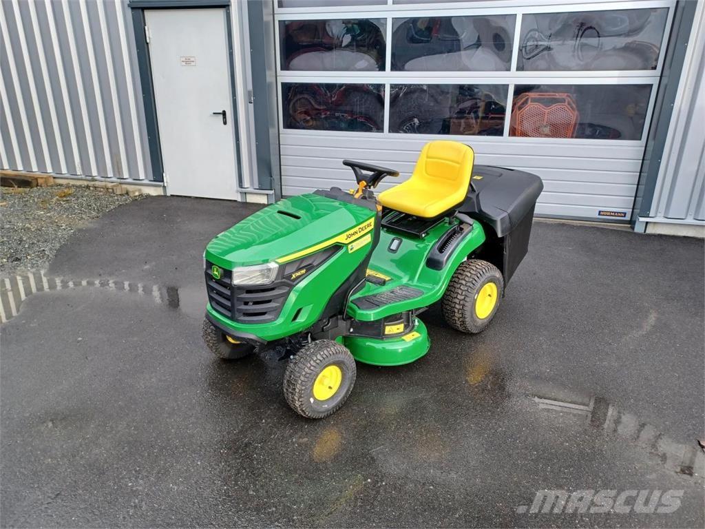 John Deere X147R Tosaerba per il green