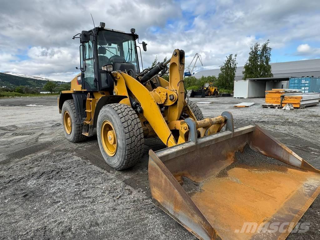 CAT 918 M Pale gommate