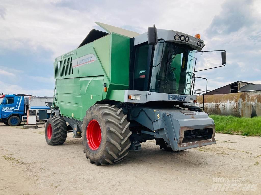 Fendt 8300 AL Mietitrebbiatrici