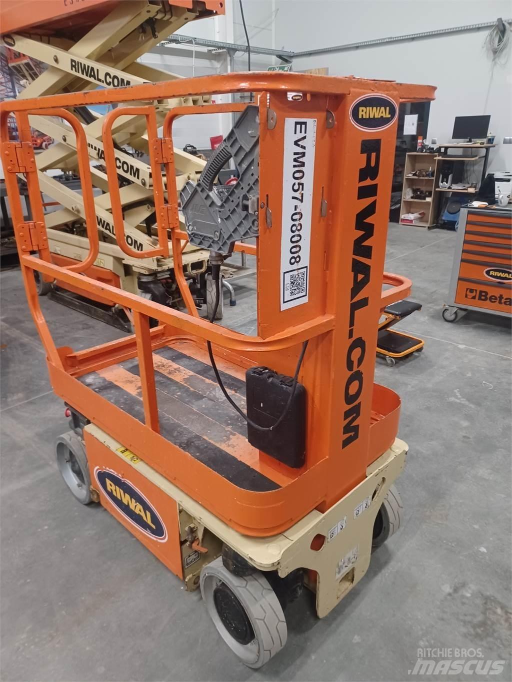 JLG 1230ES Piattaforme cingolate, Piattaforme a ragno e Montacarichi