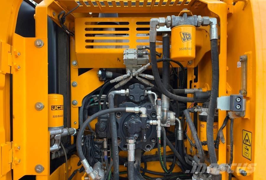 JCB JS 220 N LC Escavatori cingolati