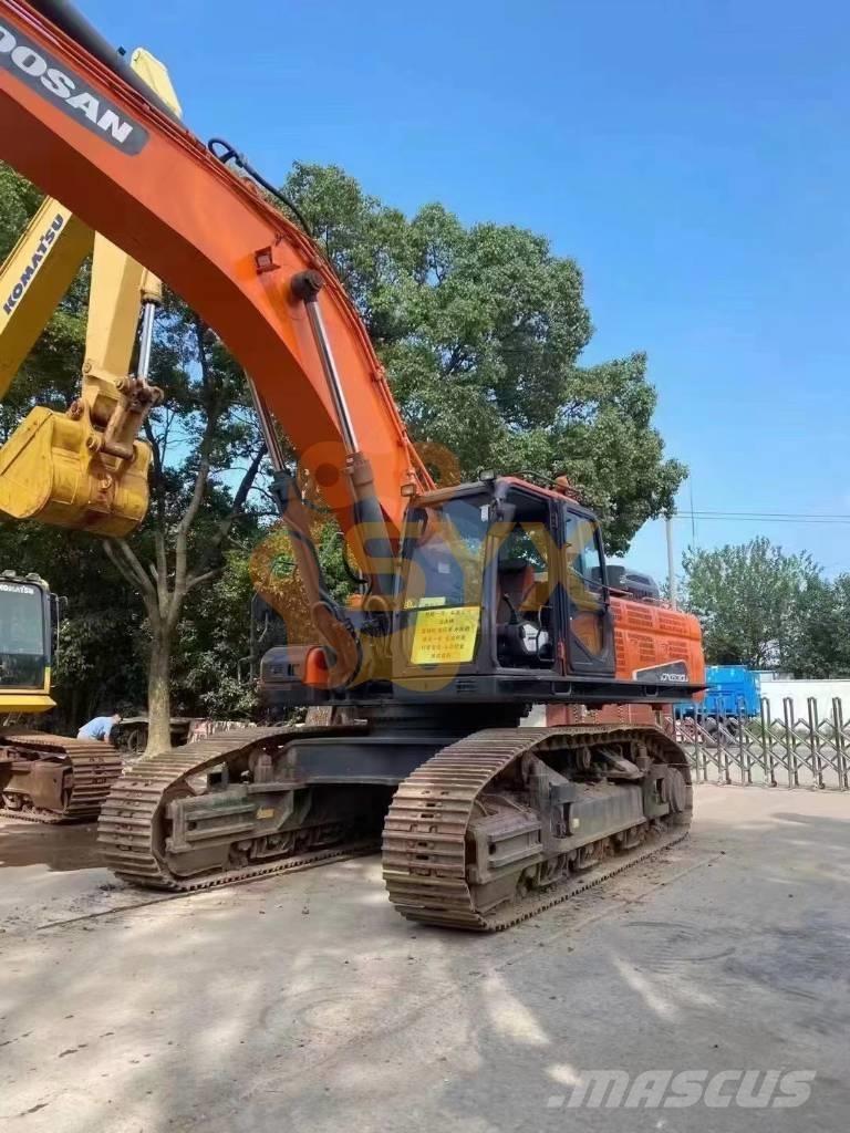 Doosan DX530 LC Escavatori cingolati