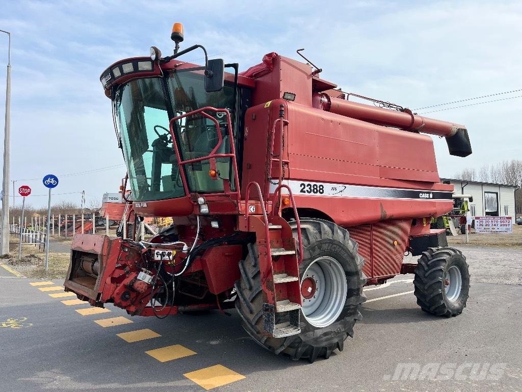 Case IH 2388 Mietitrebbiatrici