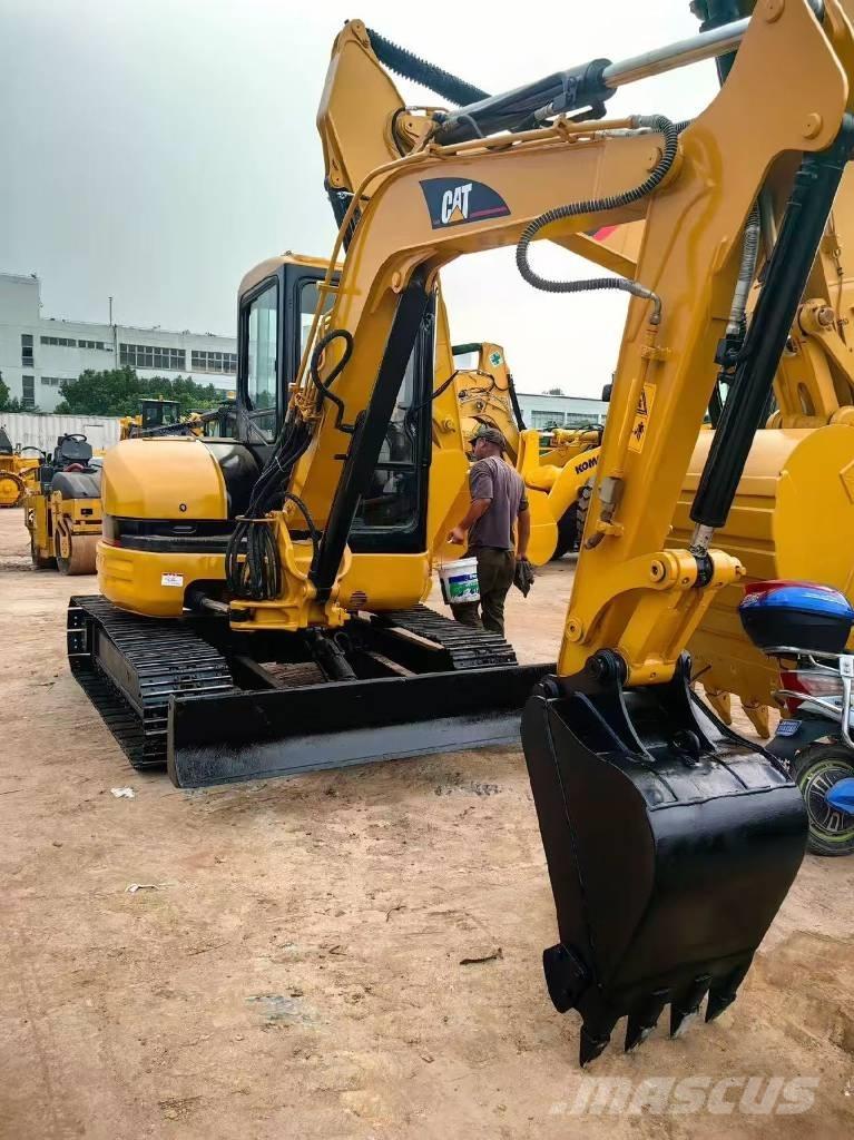 CAT 304 CR Miniescavatori