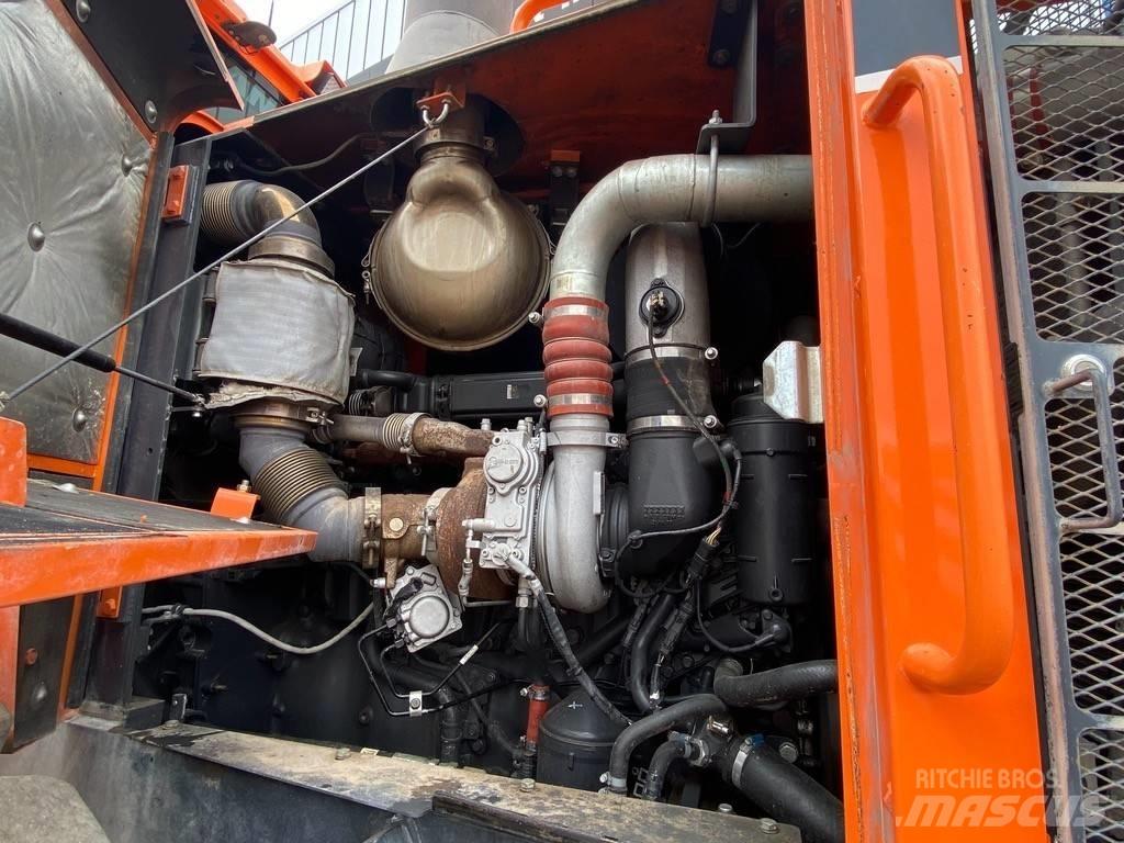 Doosan DL 420-5 Pale gommate