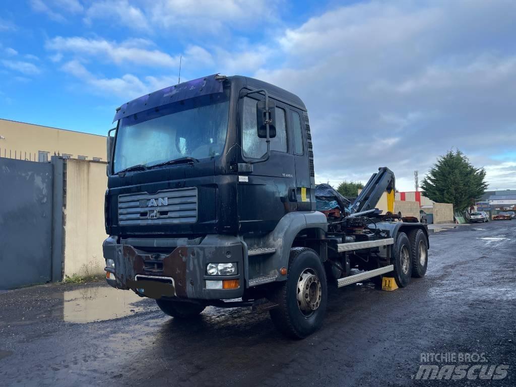 MAN TGA 26.410 Camion con gancio di sollevamento