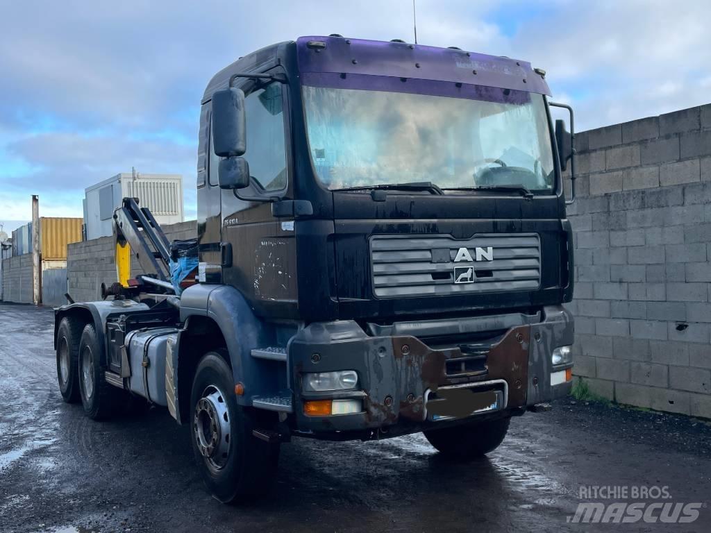MAN TGA 26.410 Camion con gancio di sollevamento