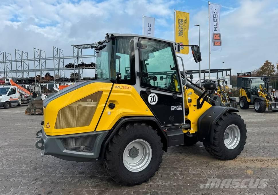 Wacker Neuson WL 750 Pale gommate