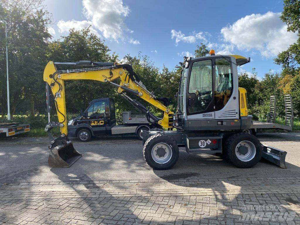 Wacker Neuson EW65 Escavatori gommati