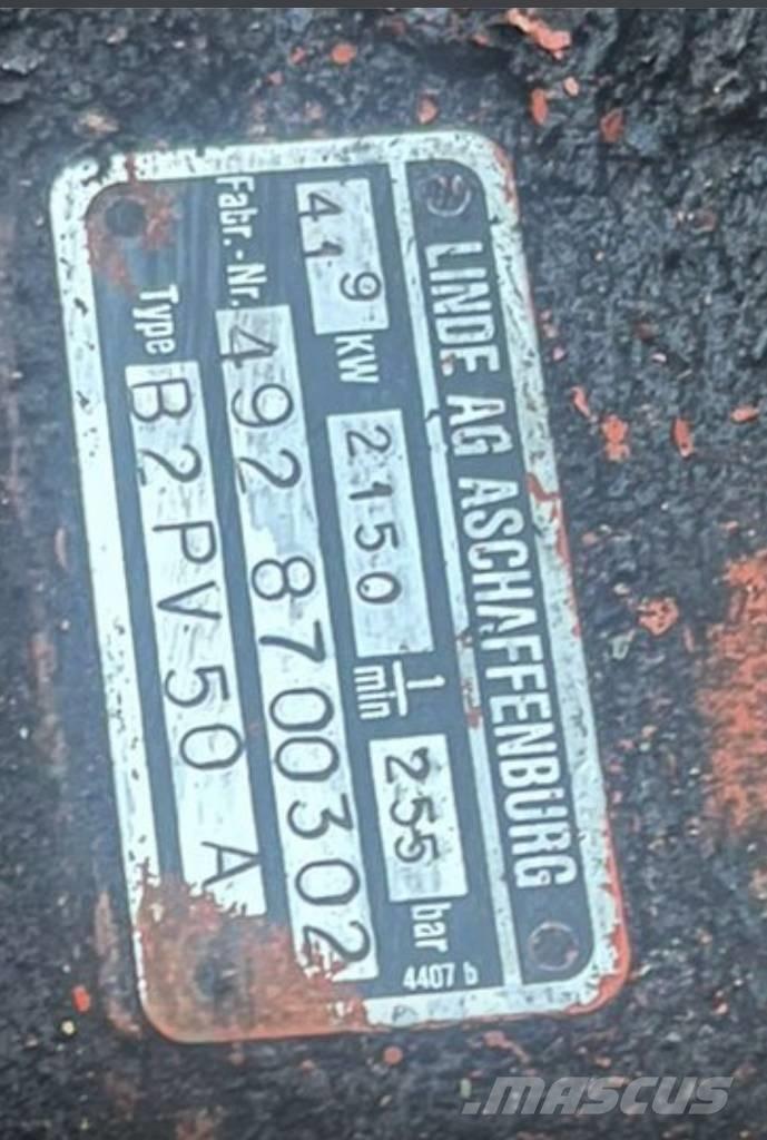 Atlas 1302 E Escavatori gommati