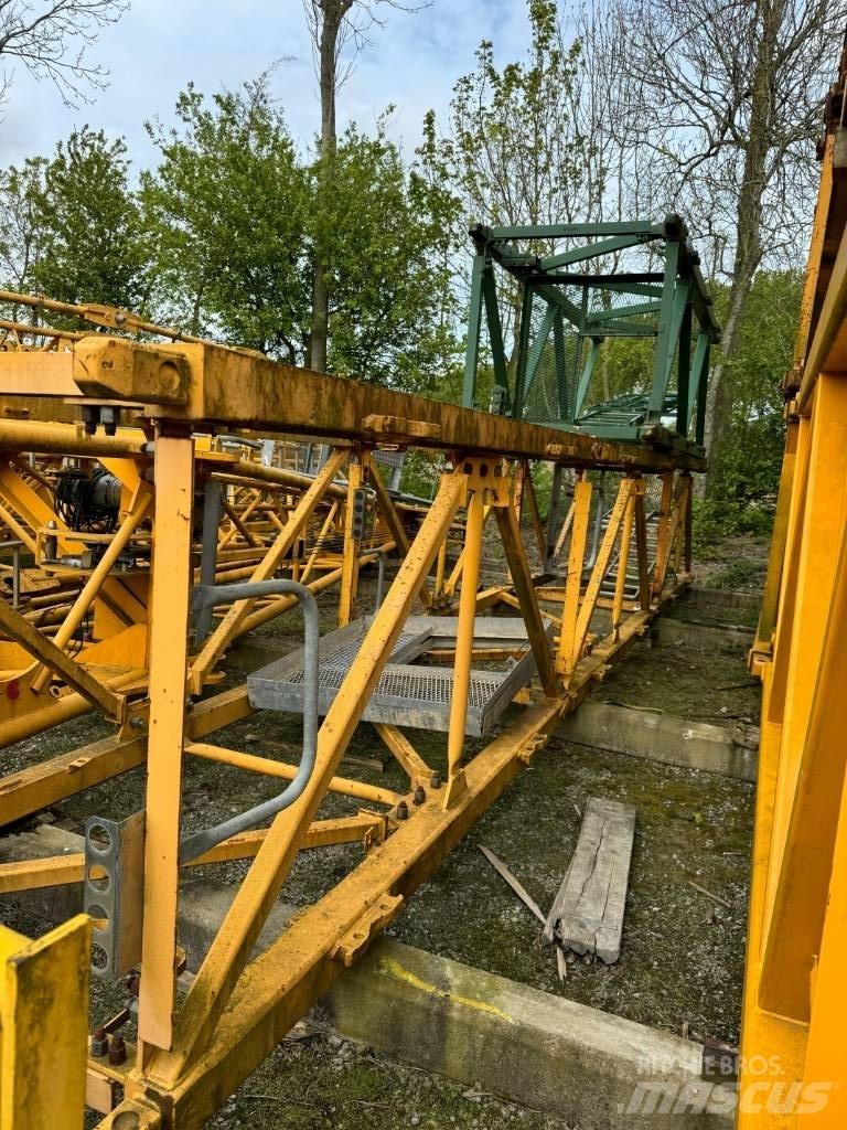 Potain MD 238 A Gru a torre