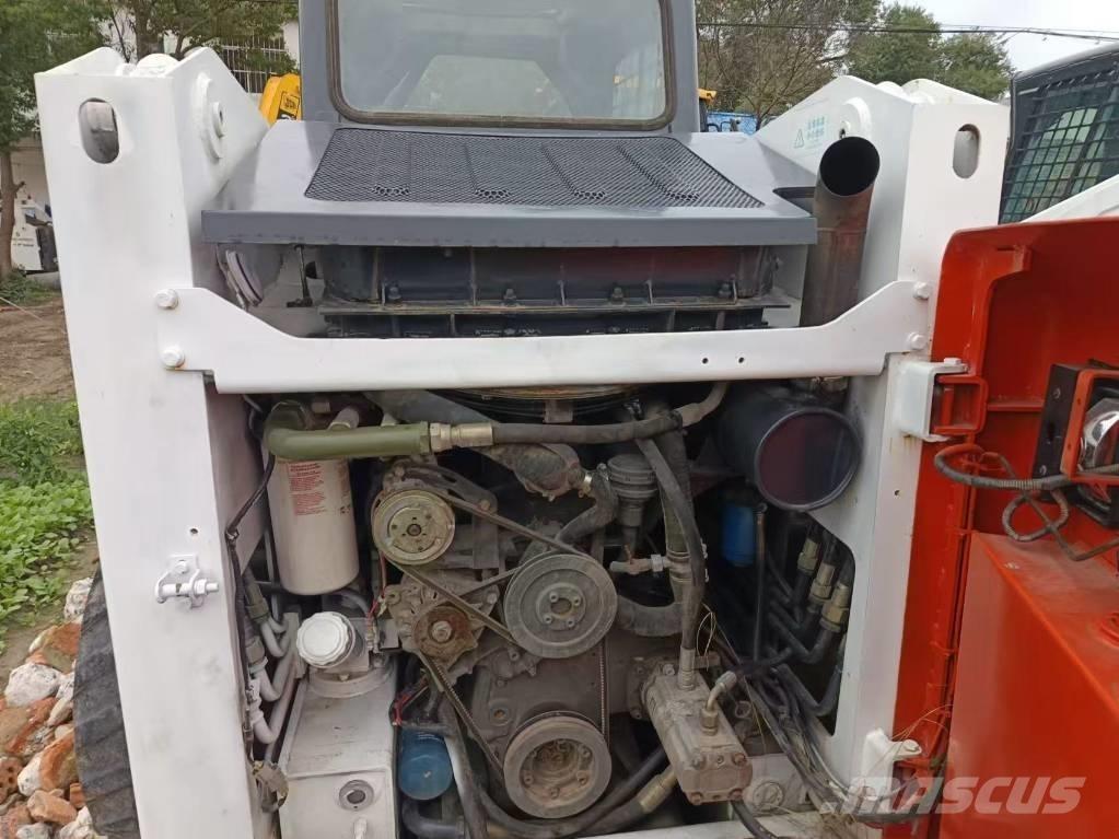 Bobcat S 590 Mini Pale Gommate