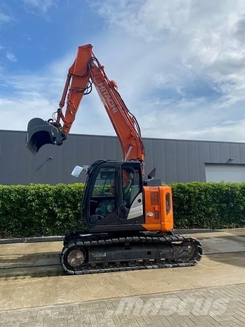 Hitachi ZX 135 US-6 Escavatori cingolati