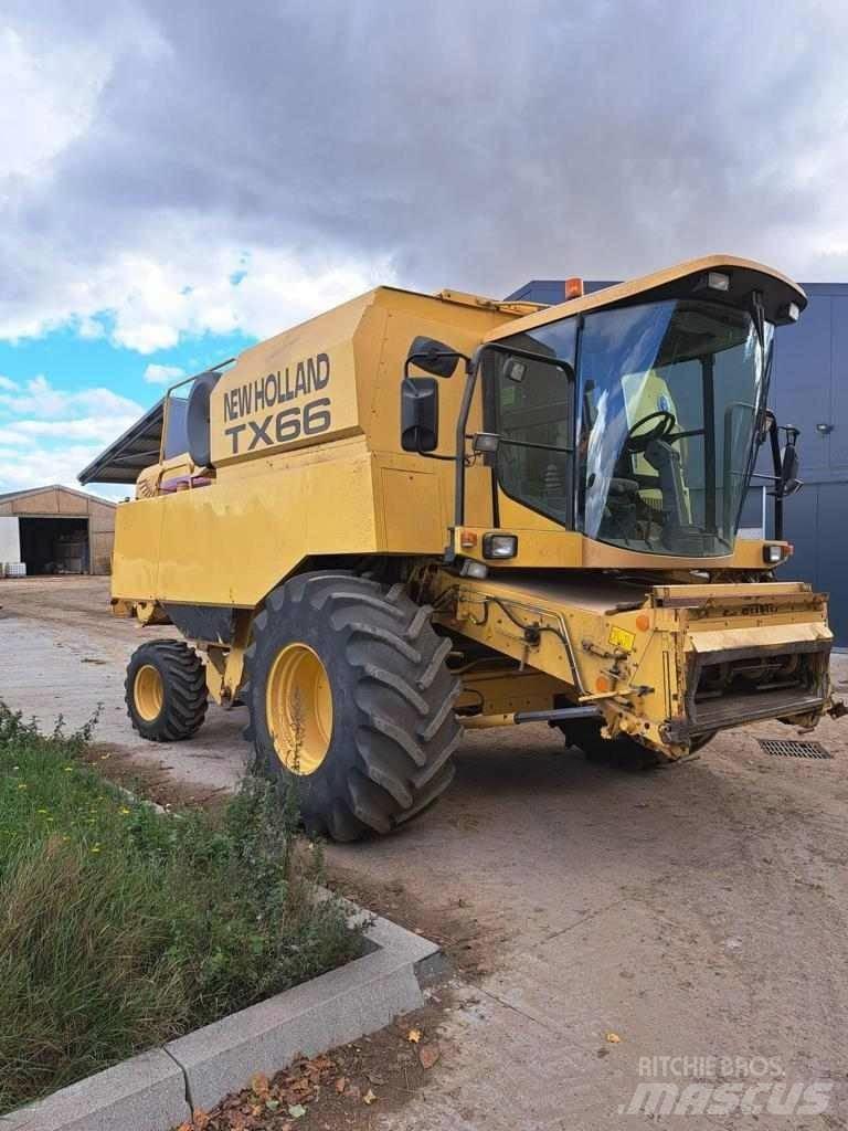 New Holland TX 66 Mietitrebbiatrici