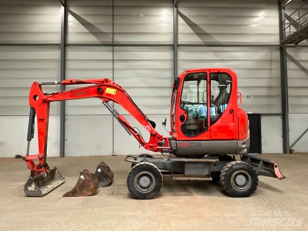 Neuson 6503 WD Escavatori gommati