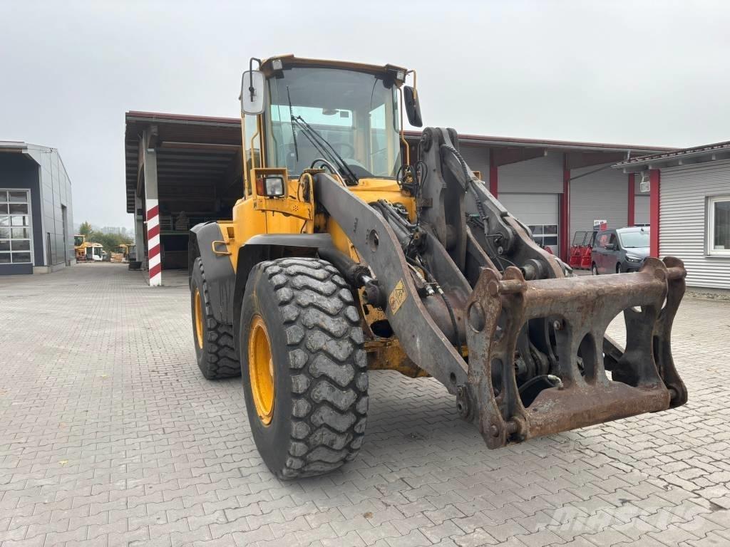 Volvo Radlader L60E Pale gommate