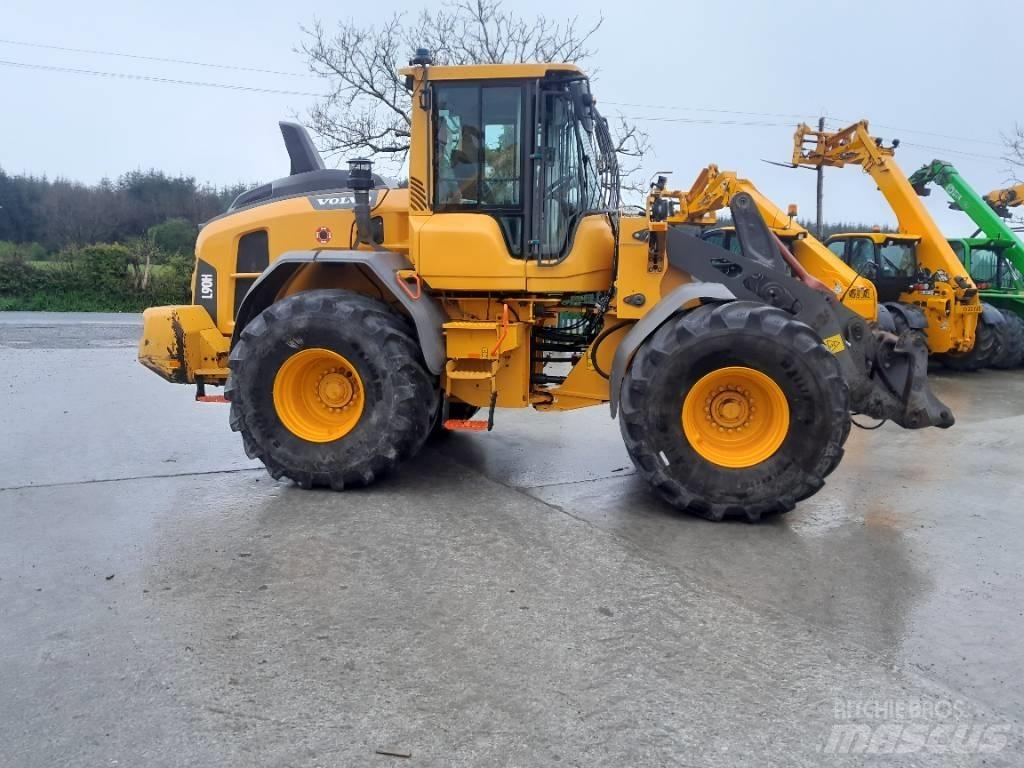 Volvo L 90 H Pale gommate