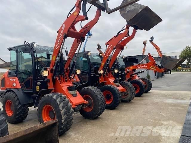 Knikmops KM 100 Pale gommate