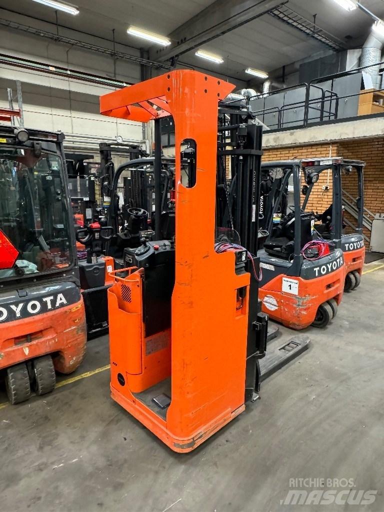 Toyota SSE135L Carelli stoccatori  automatici-usati