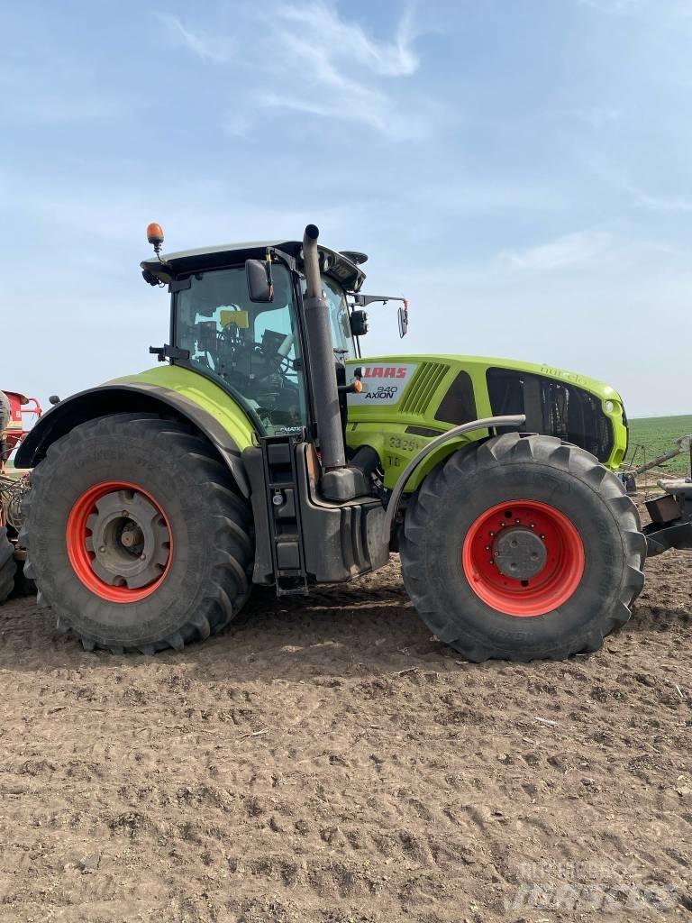 CLAAS Axion 940 SCR Trattori